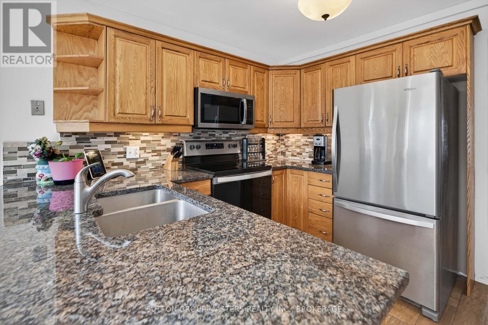 16 COUNTRY CLUB DRIVE Image 12