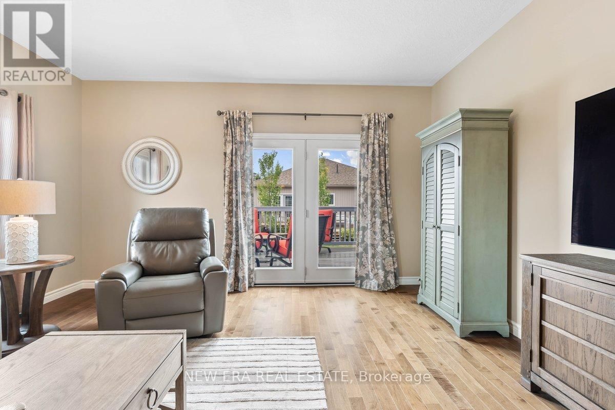 17 DORCHESTER DRIVE Image 11