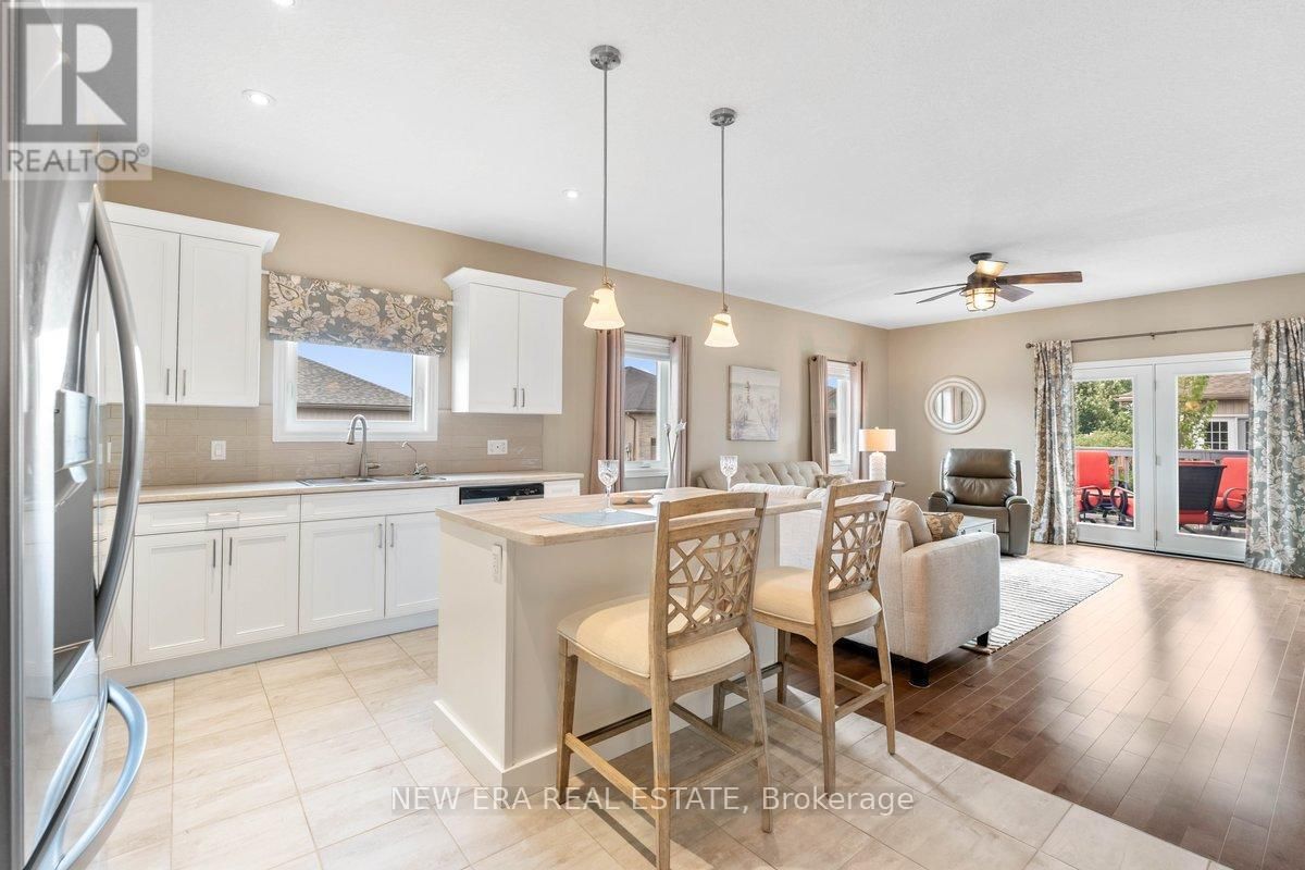 17 DORCHESTER DRIVE Image 4