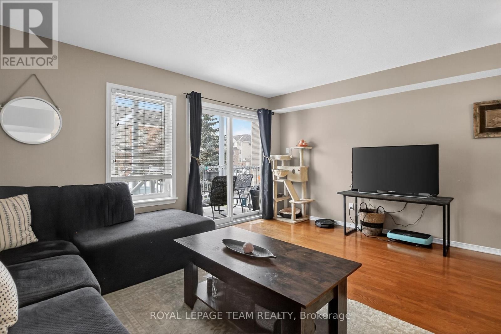 255 DEERCROFT AVENUE Image 14