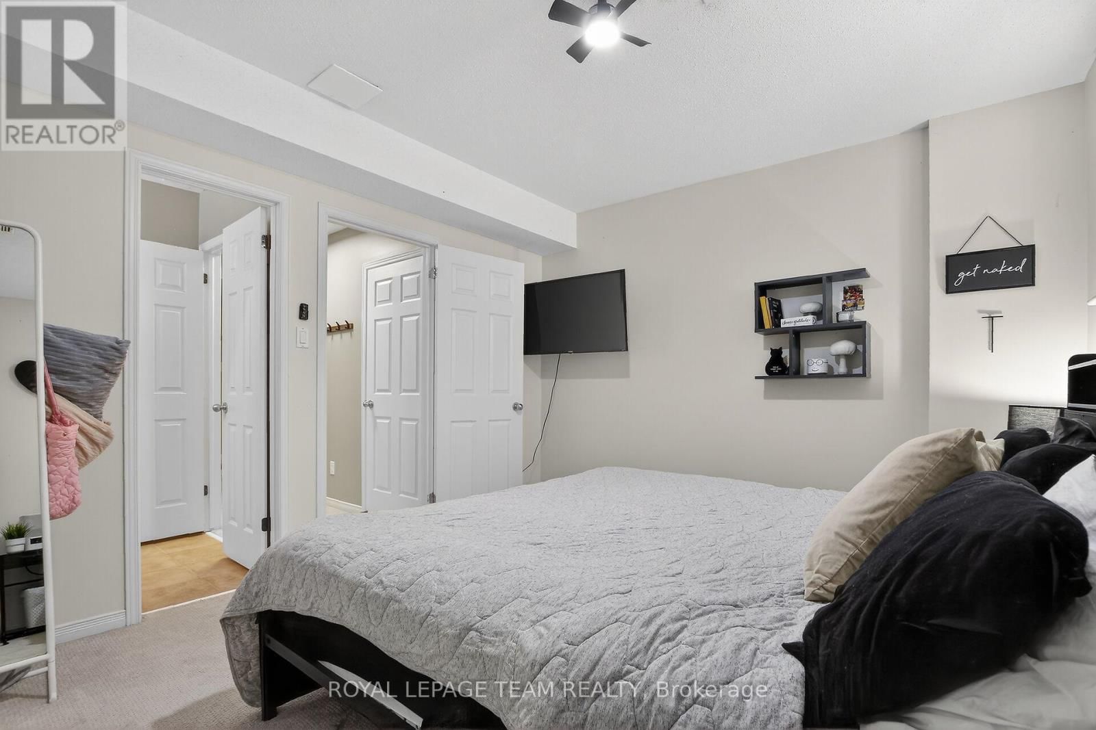 255 DEERCROFT AVENUE Image 15