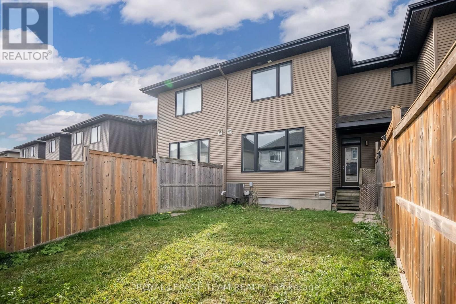 338 NONIUS STREET Image 34