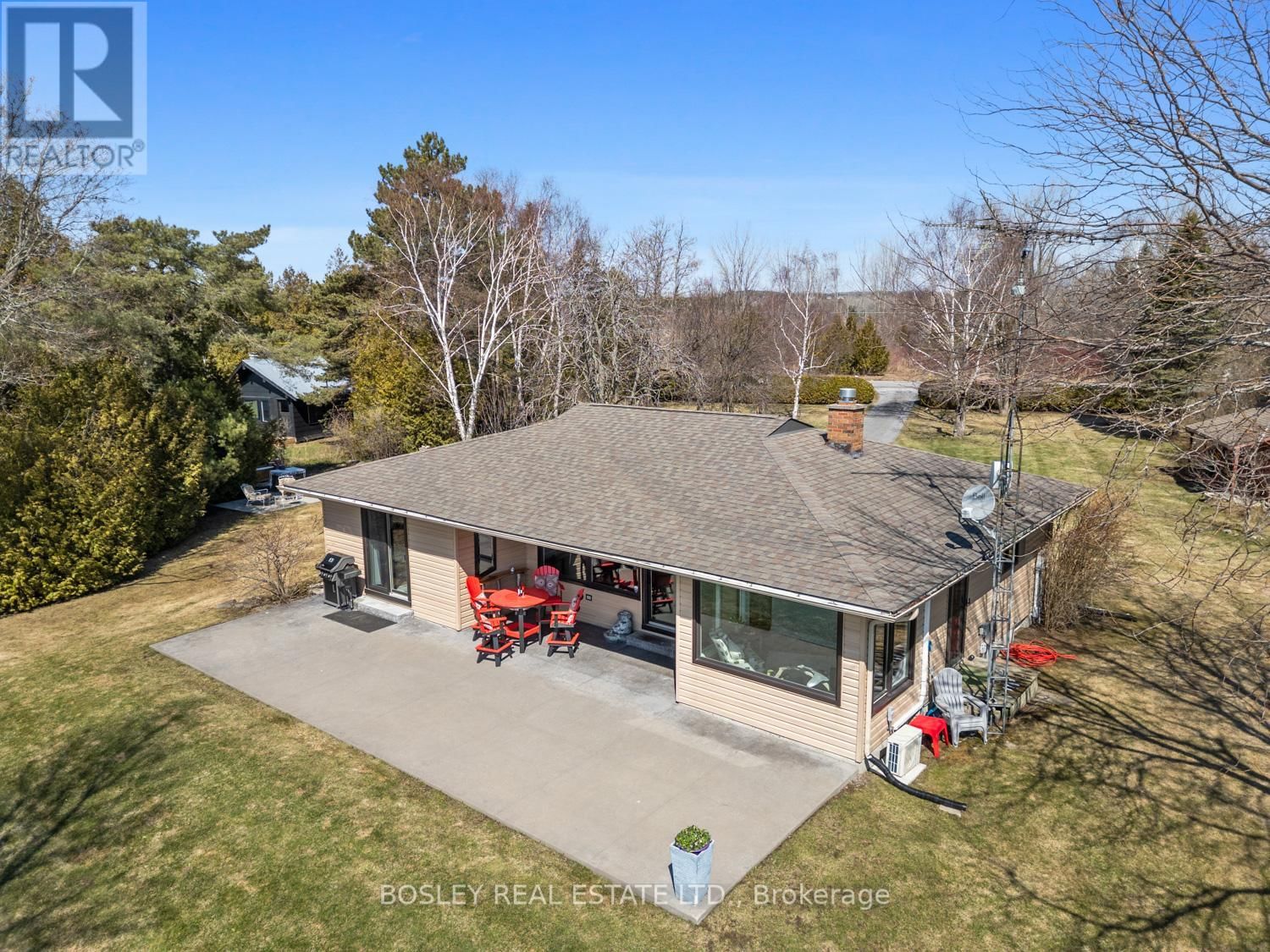 373 VICTORIA BEACH ROAD Image 35