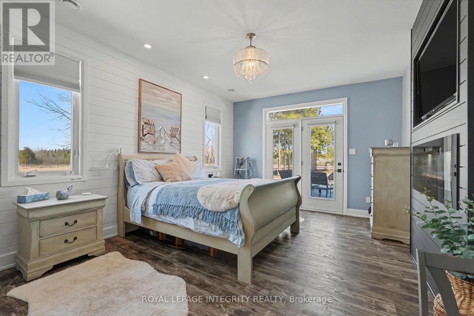 210 WAYSIDE DRIVE Image 18