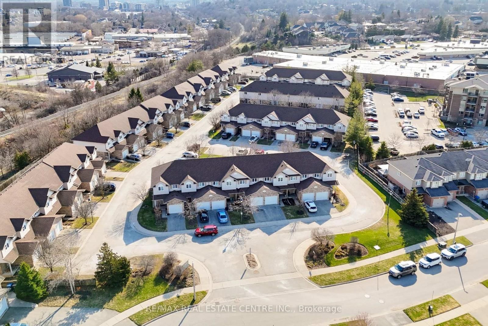 50 - 31 SCHRODER CRESCENT Image 35