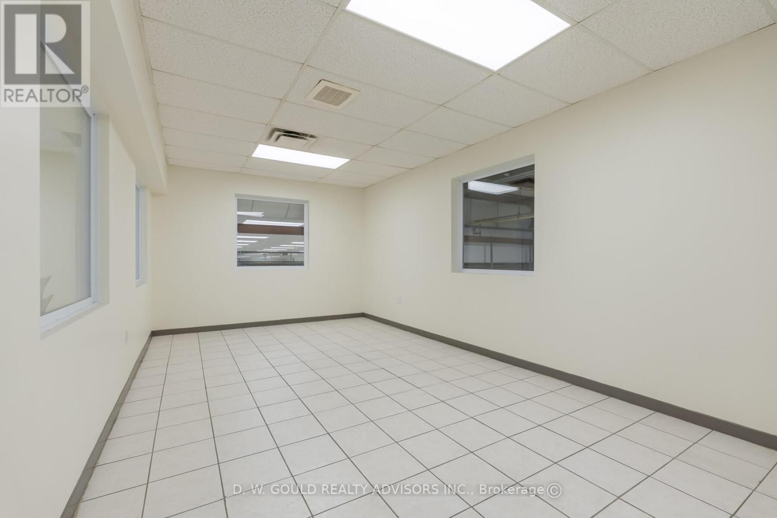 1425 CREAMERY ROAD Image 44