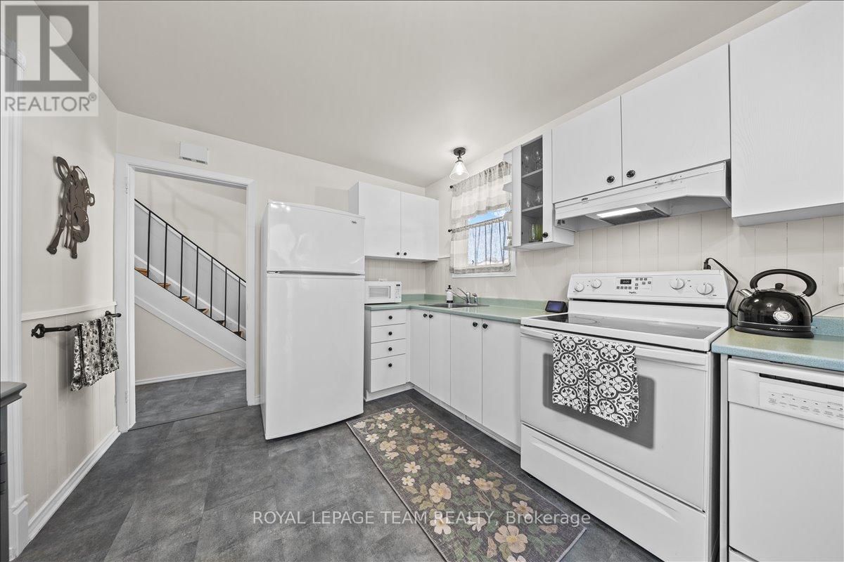 221 - 3310 SOUTHGATE ROAD Image 5