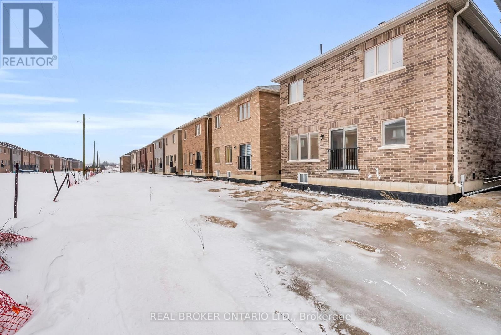 398 VANDUSEN AVENUE Image 41