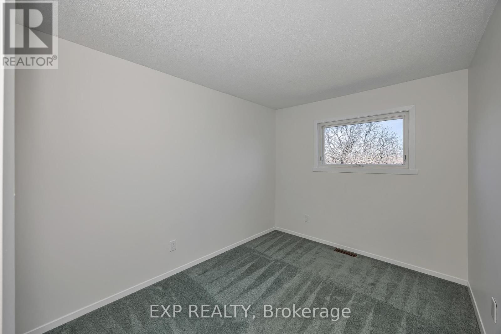 10 GREENBORO CRESCENT Image 10