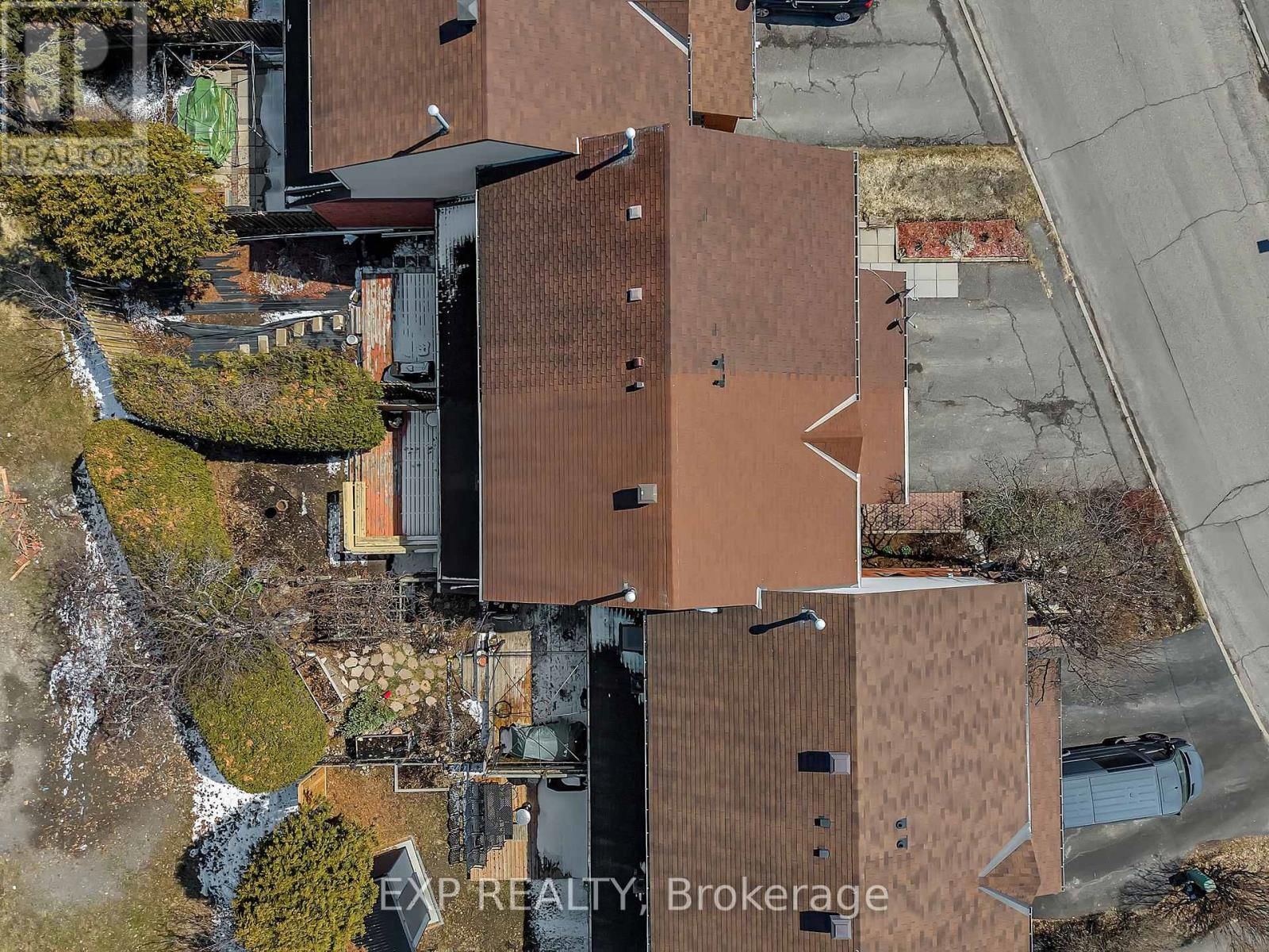 10 GREENBORO CRESCENT Image 17