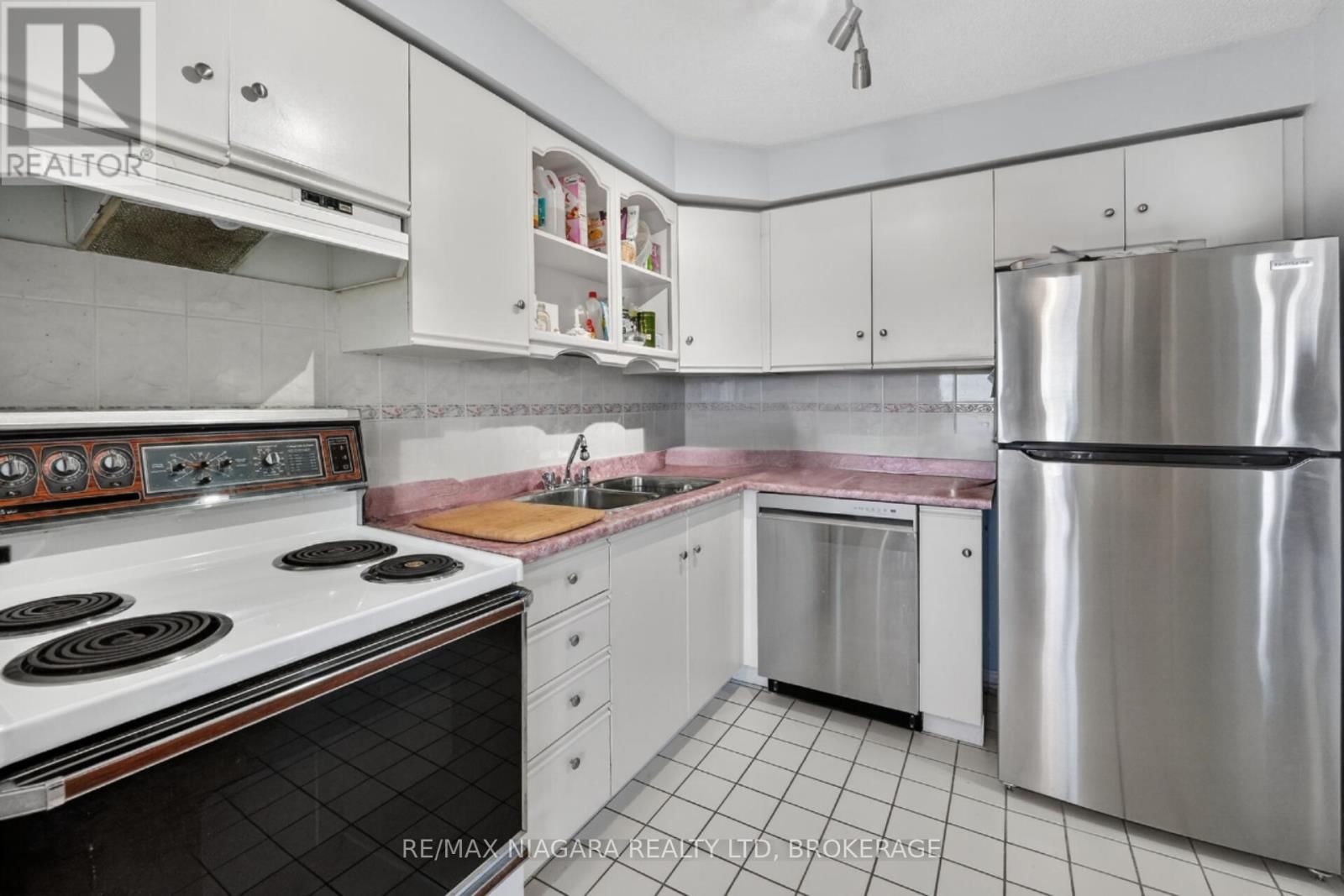 501 - 81 SCOTT STREET Image 12