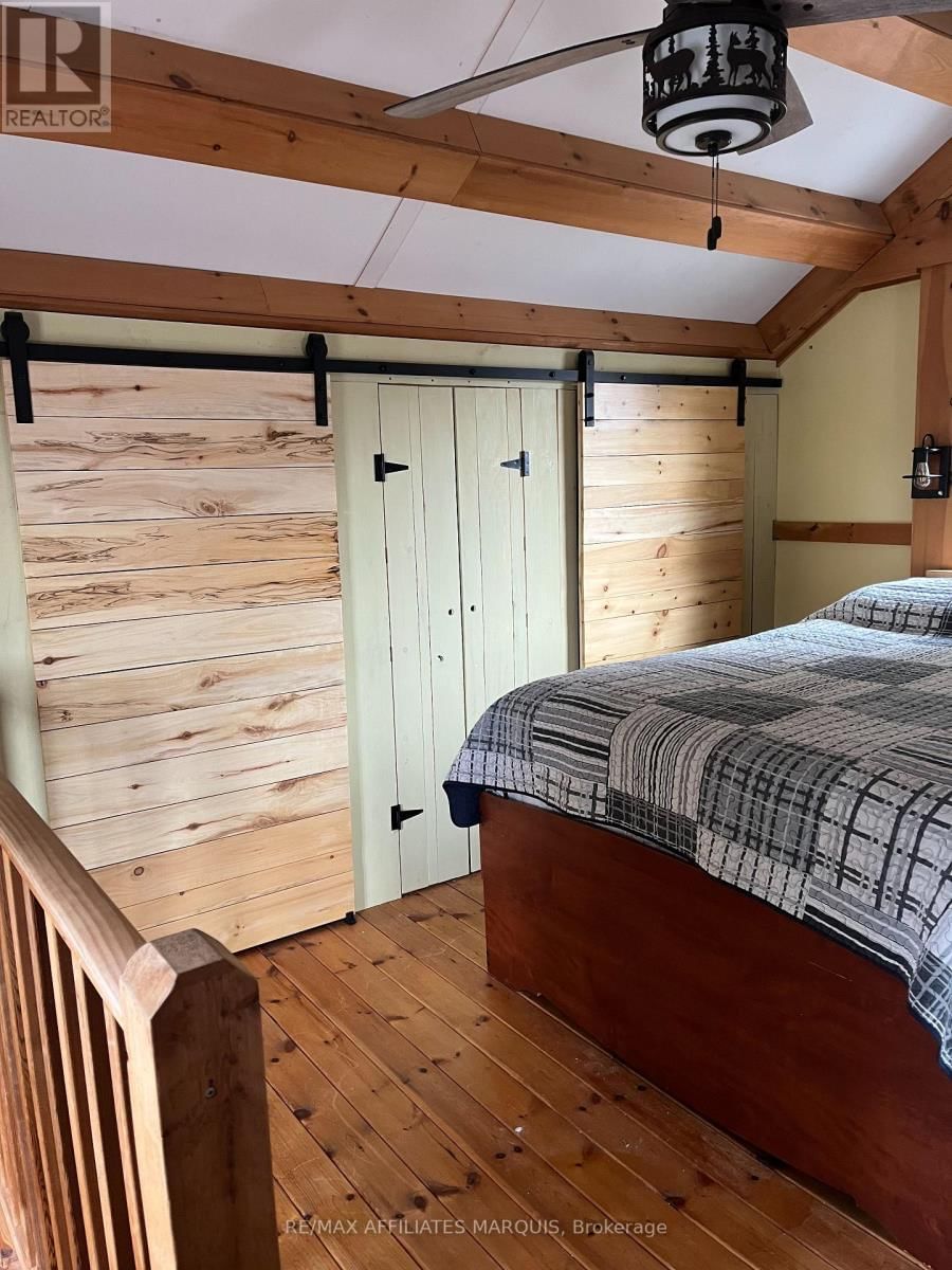 19 WEST DEVIL LAKE LANE Image 32