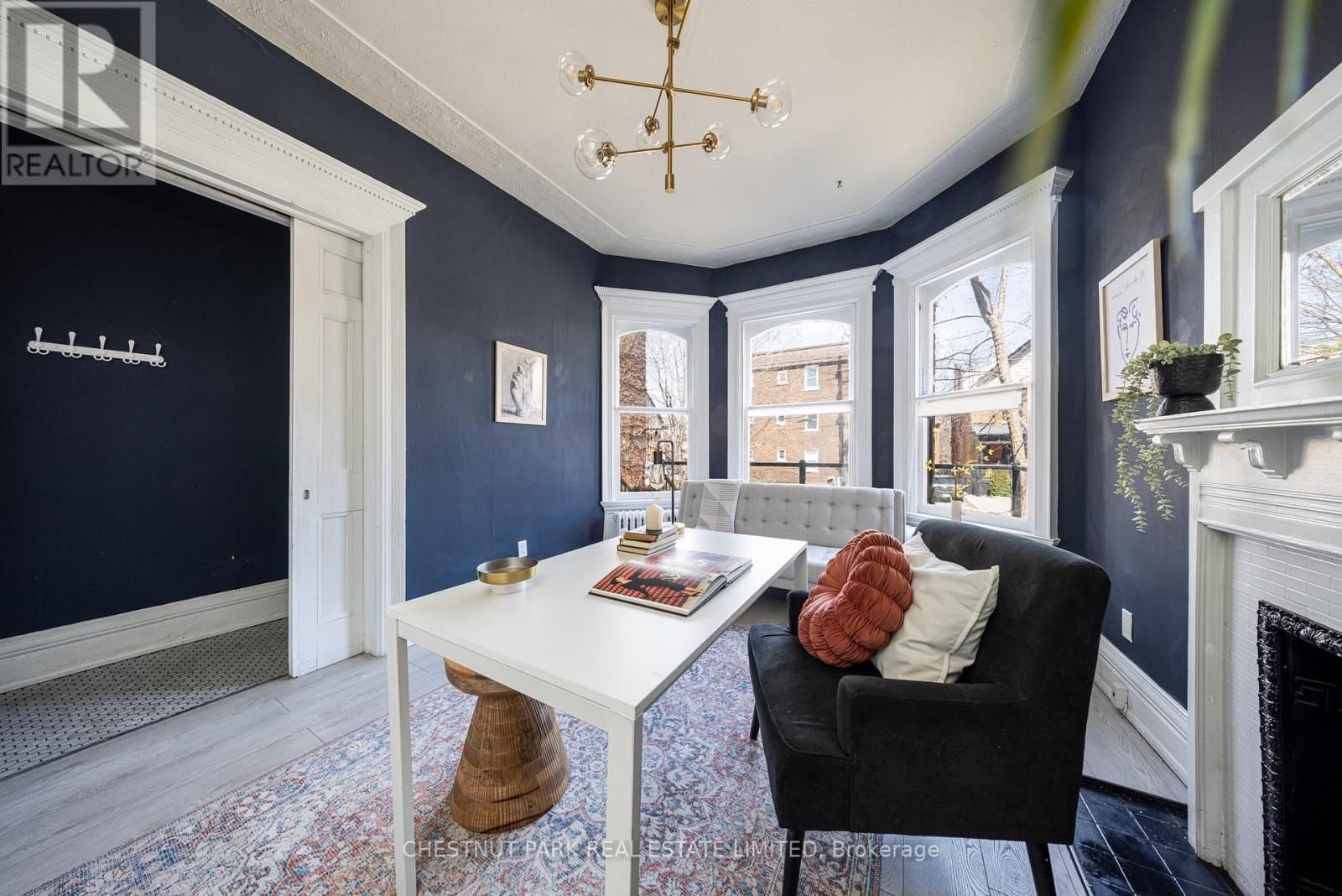 177 CHARLTON AVENUE WEST Image 26