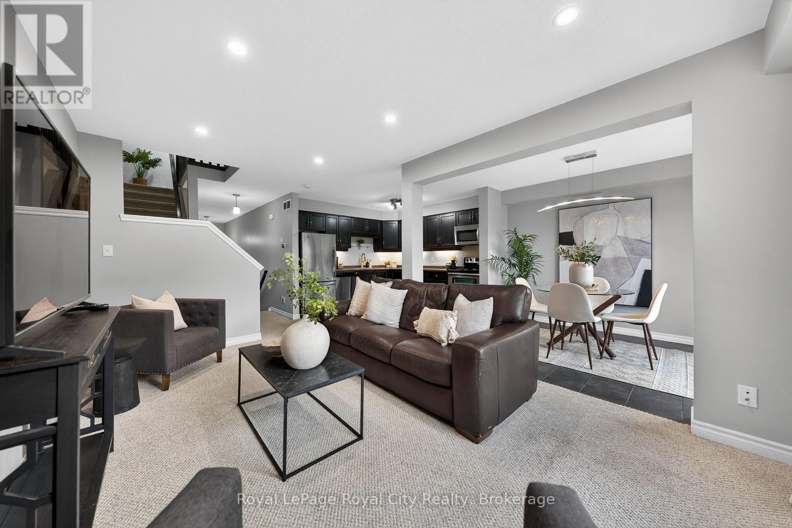 102 EDWARDS STREET Image 5