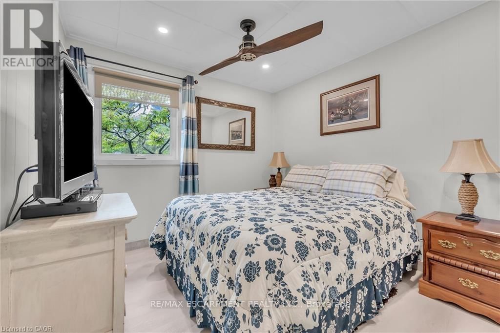 2090 LAKESHORE ROAD Image 29