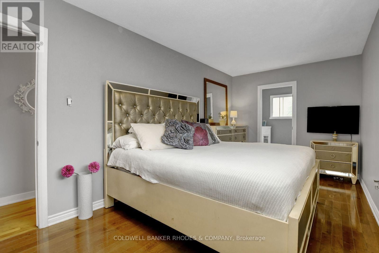 2424 HEATON AVENUE Image 11