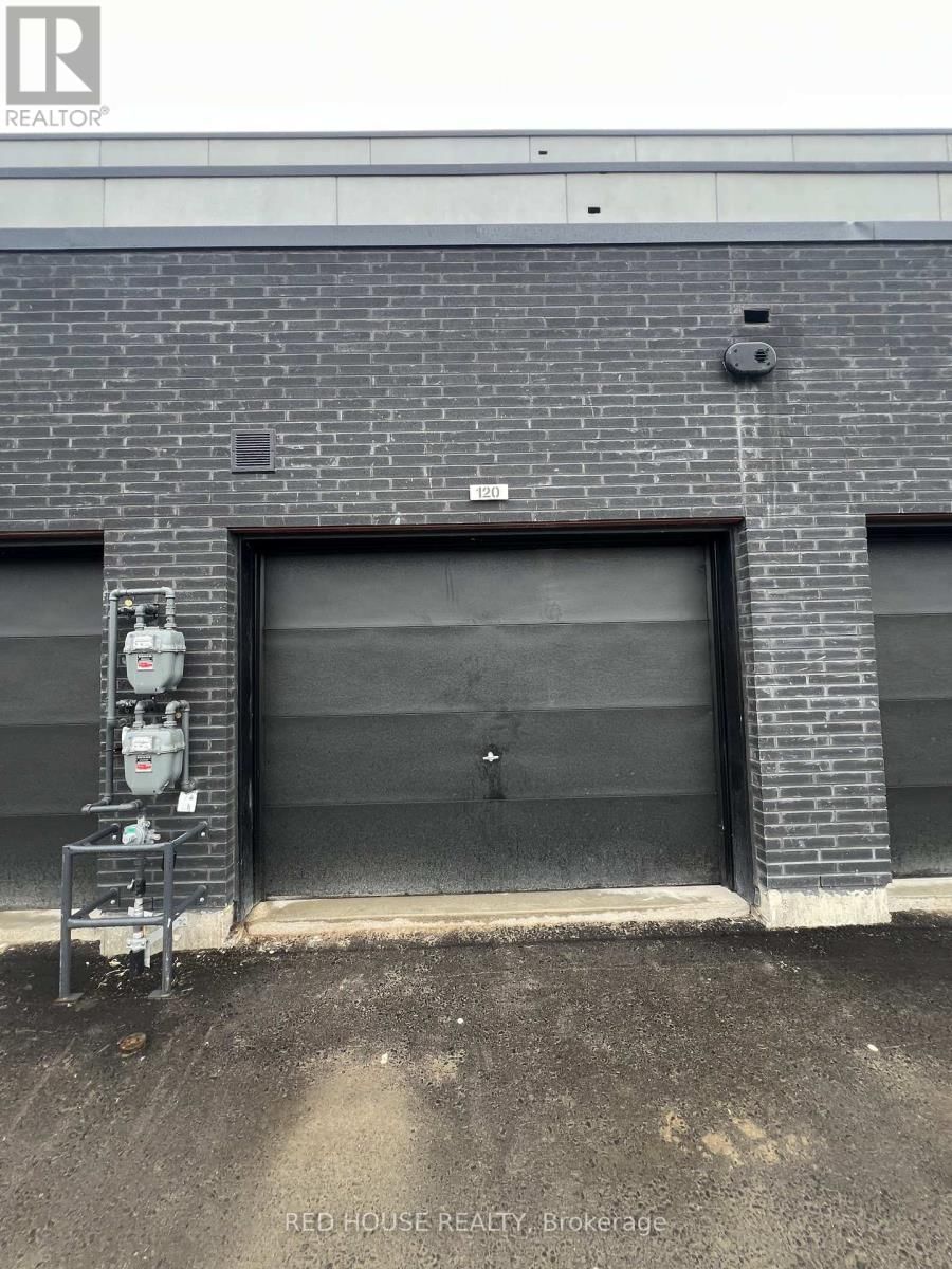 120 EVERETT COMMON Image 21