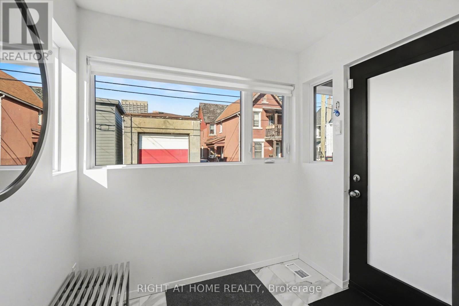 141 CARRUTHERS AVENUE Image 4