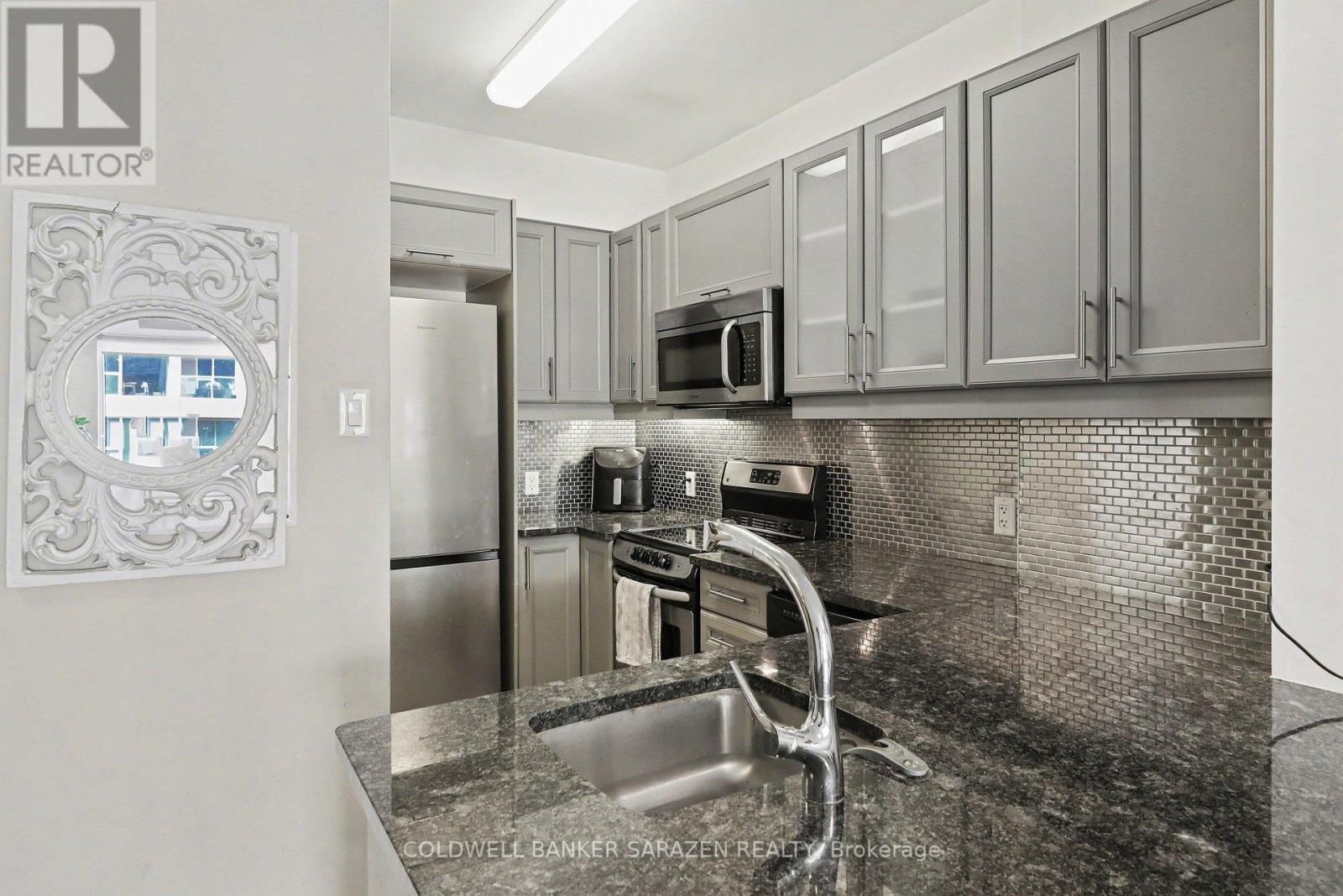 405 - 300 LETT STREET Image 8