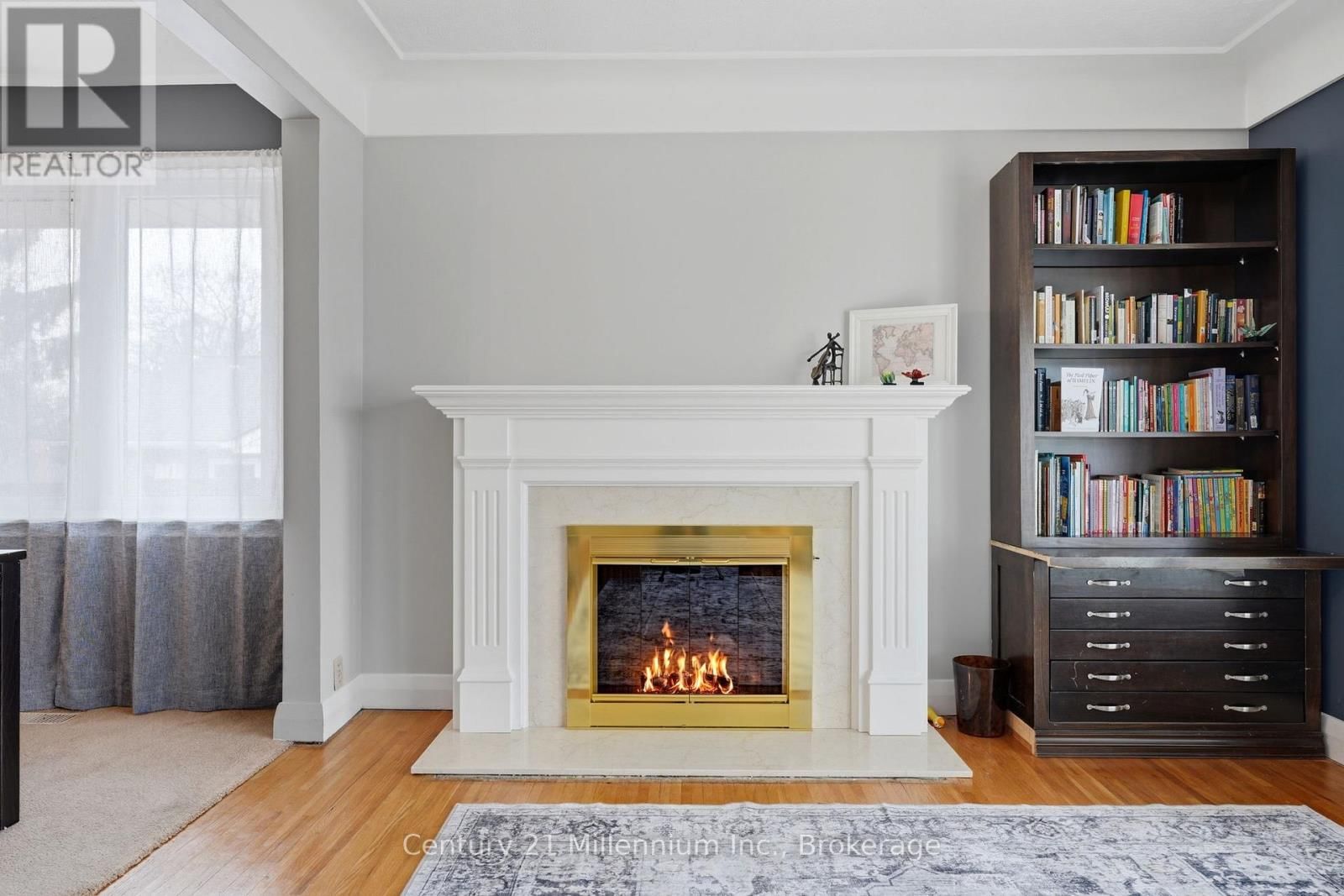 6 EARLSCOURT CRESCENT Image 13