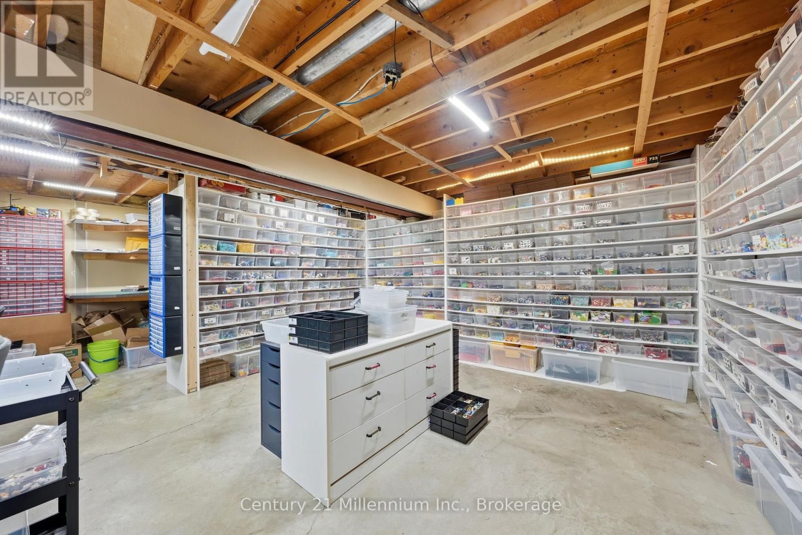 6 EARLSCOURT CRESCENT Image 42