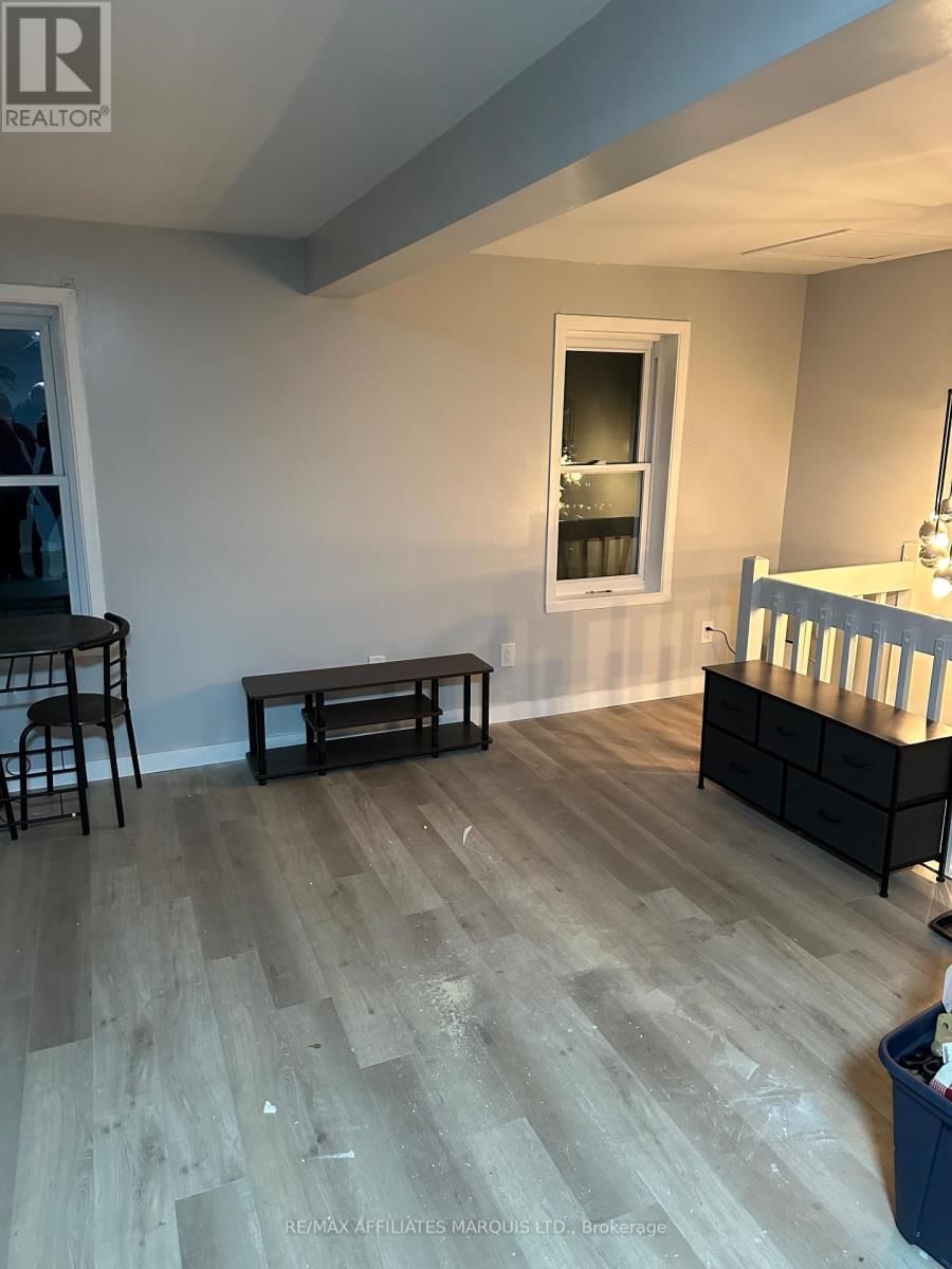 302 MCCONNELL AVENUE Image 12