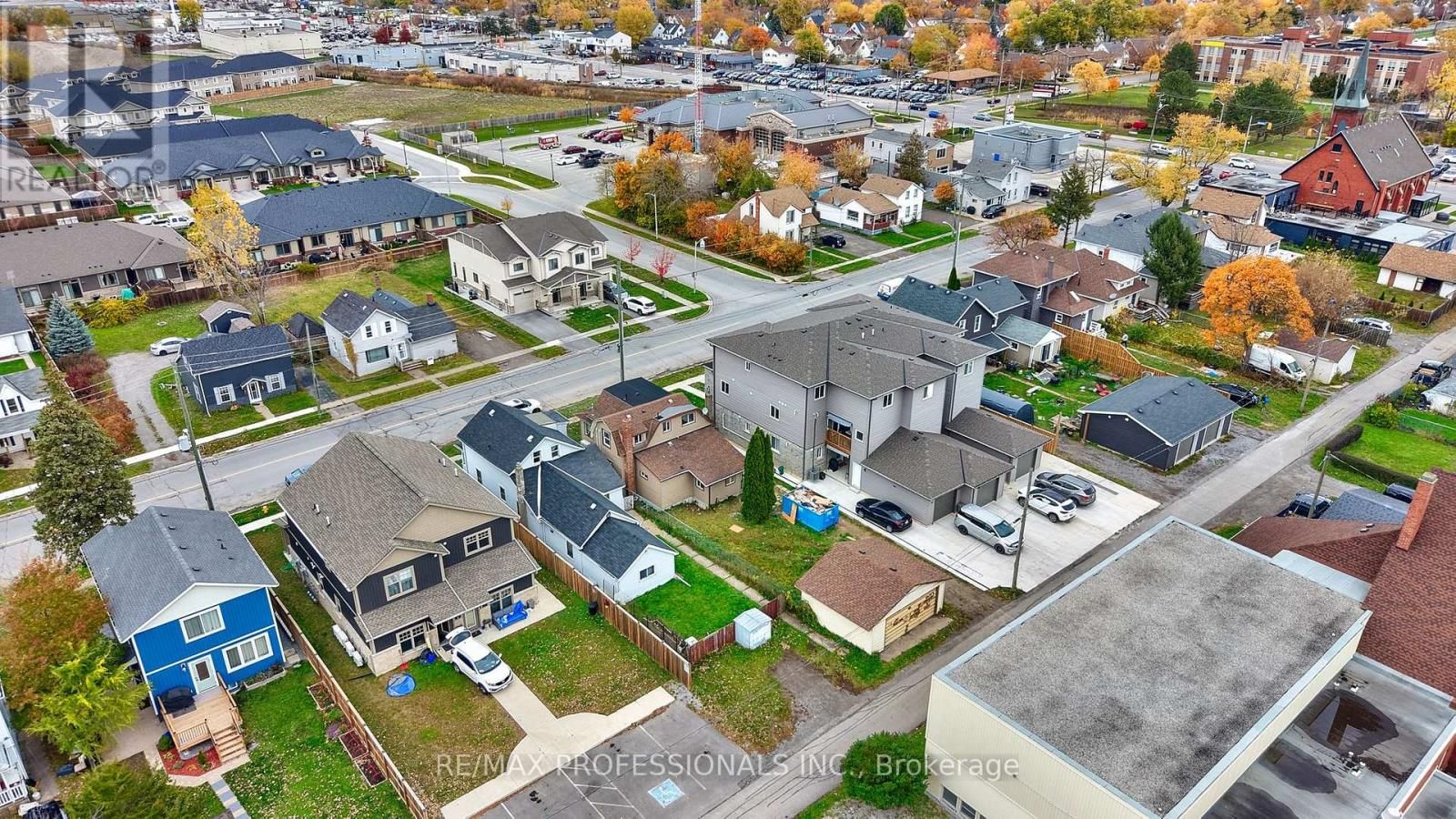 27 OAKDALE AVENUE Image 18