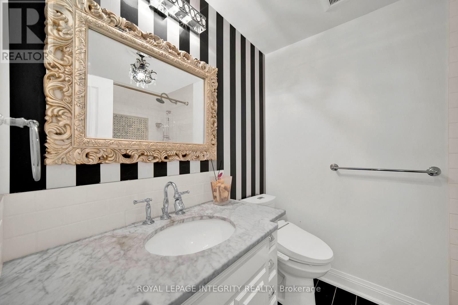 9 BELLFIELD STREET Image 28