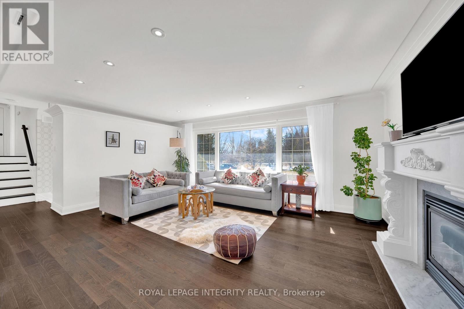 9 BELLFIELD STREET Image 6