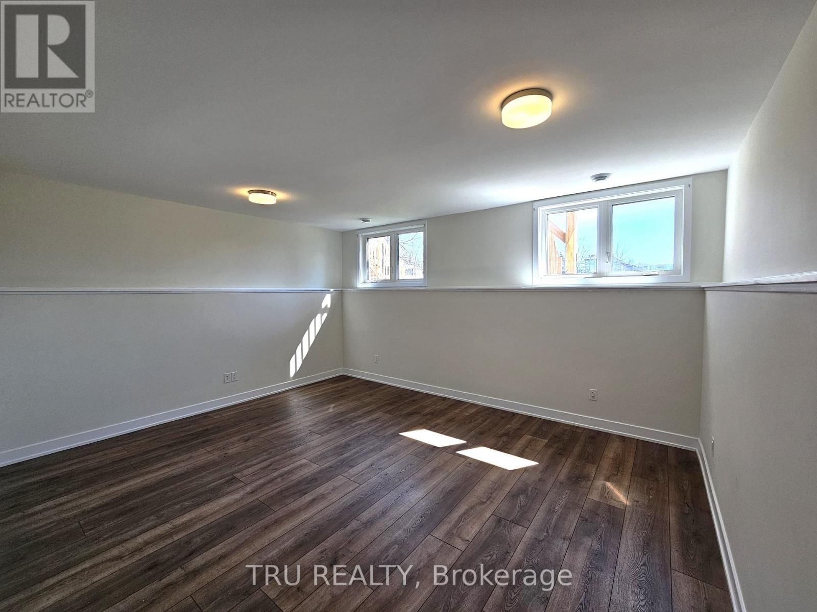 146 WALLACE STREET Image 36