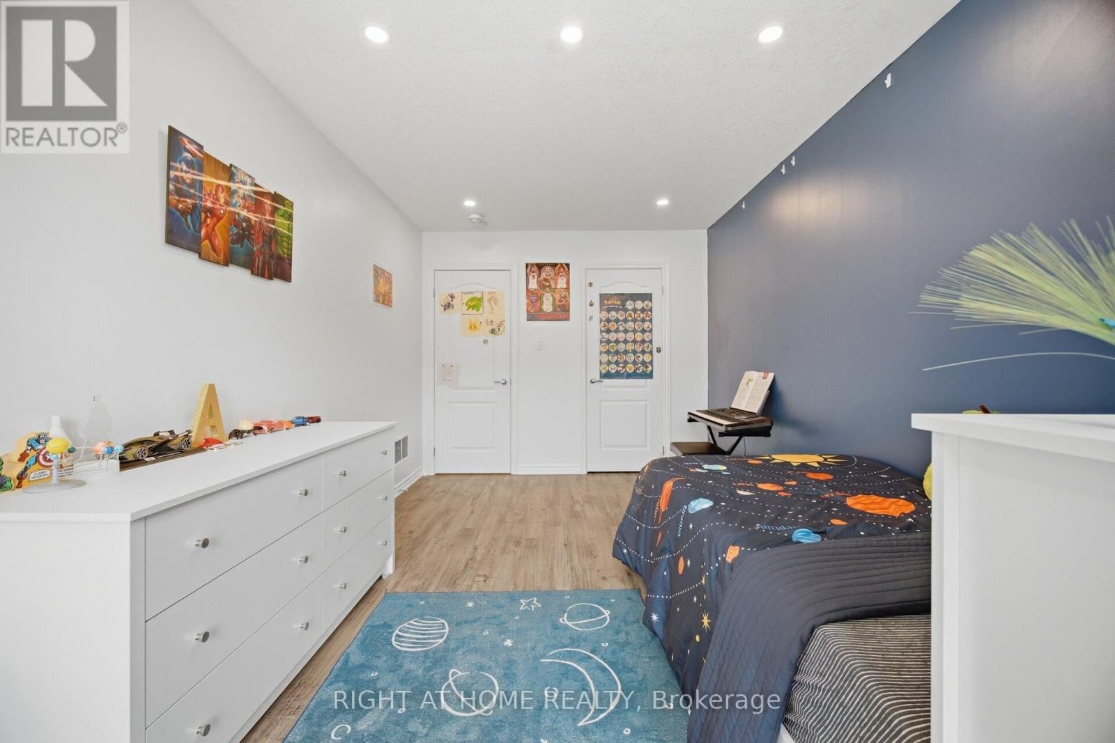 165 BERKSHIRE DRIVE NORTH Image 31