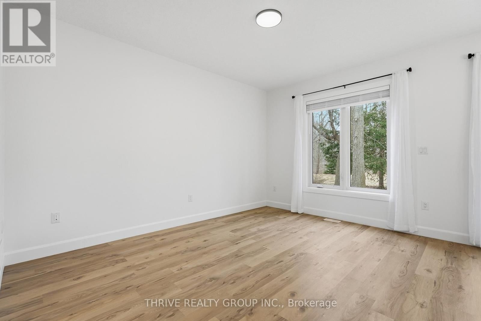 3 - 279 HILL STREET Image 15