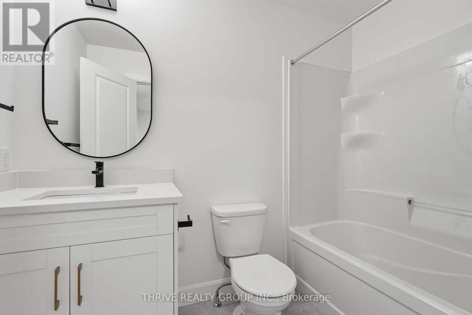 3 - 279 HILL STREET Image 29