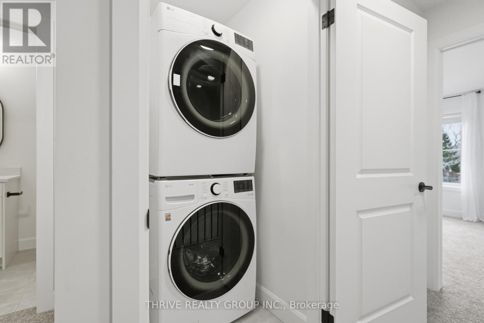 3 - 279 HILL STREET Image 30