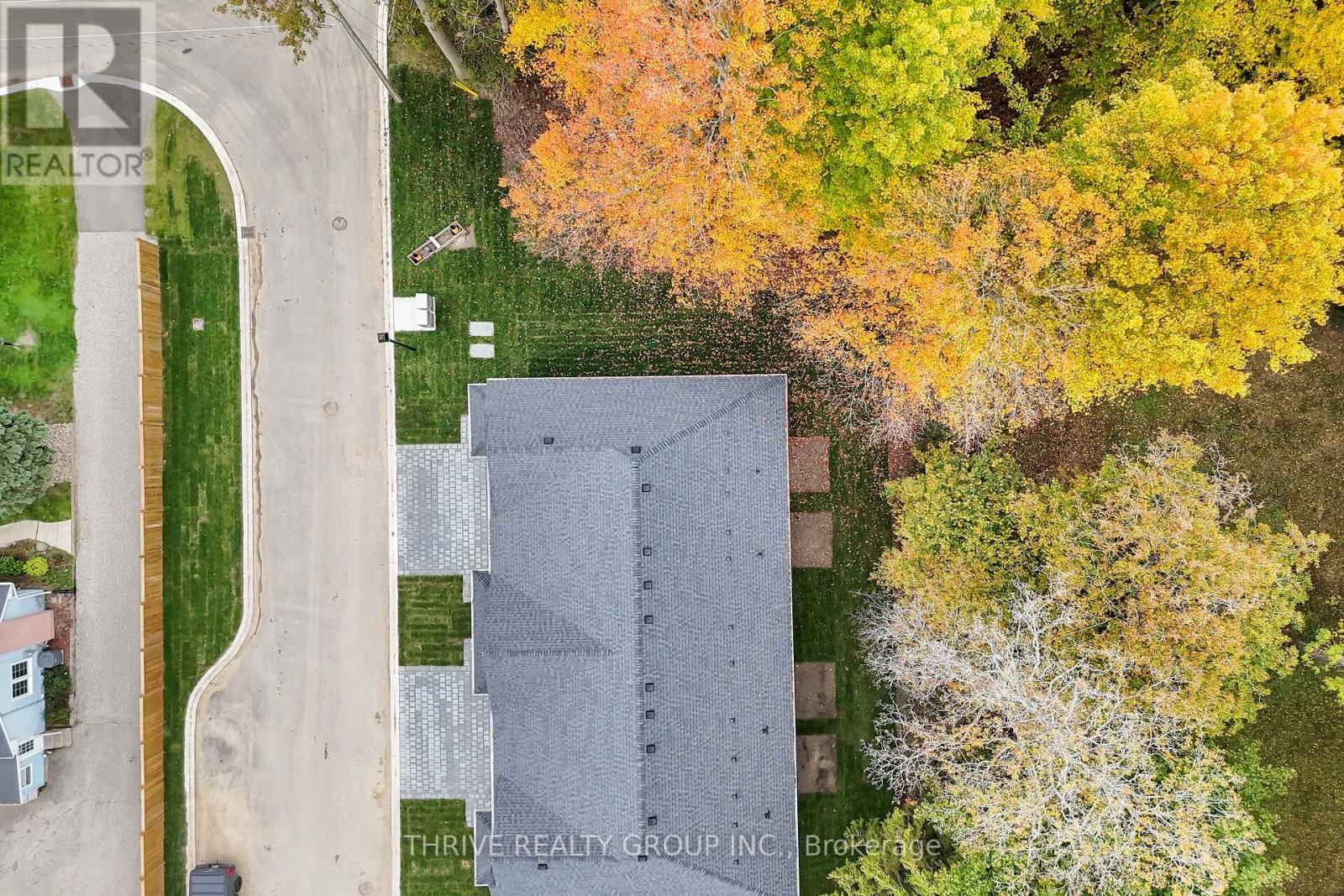 3 - 279 HILL STREET Image 35