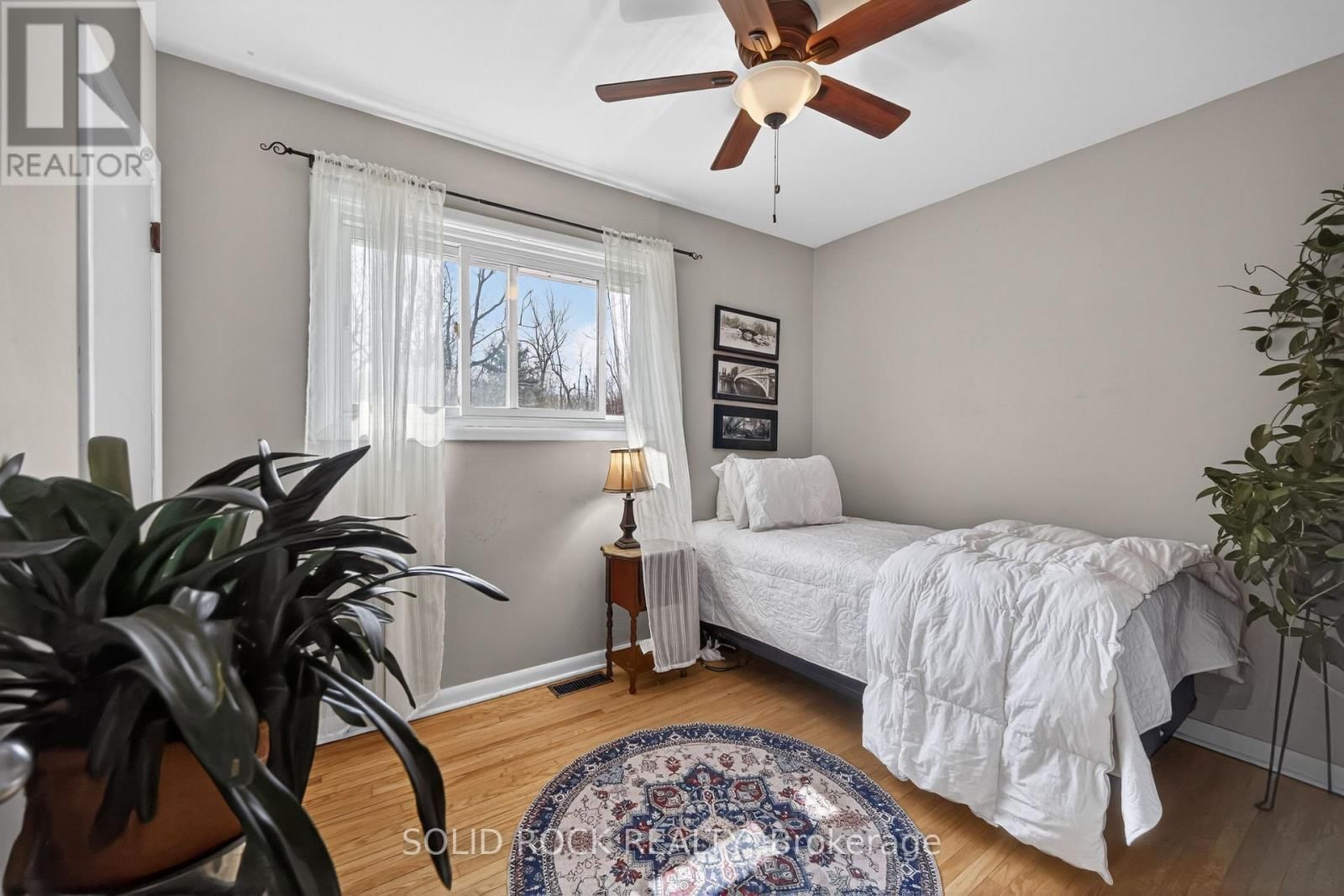 209 REYNOLDS DRIVE EAST Image 26