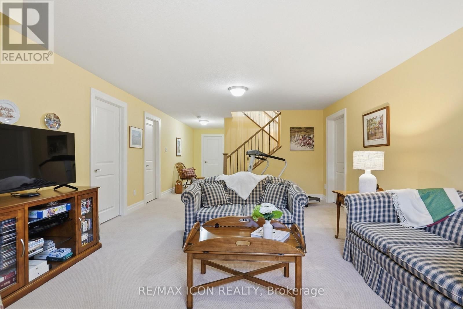 725 EAGLETRACE DRIVE Image 34