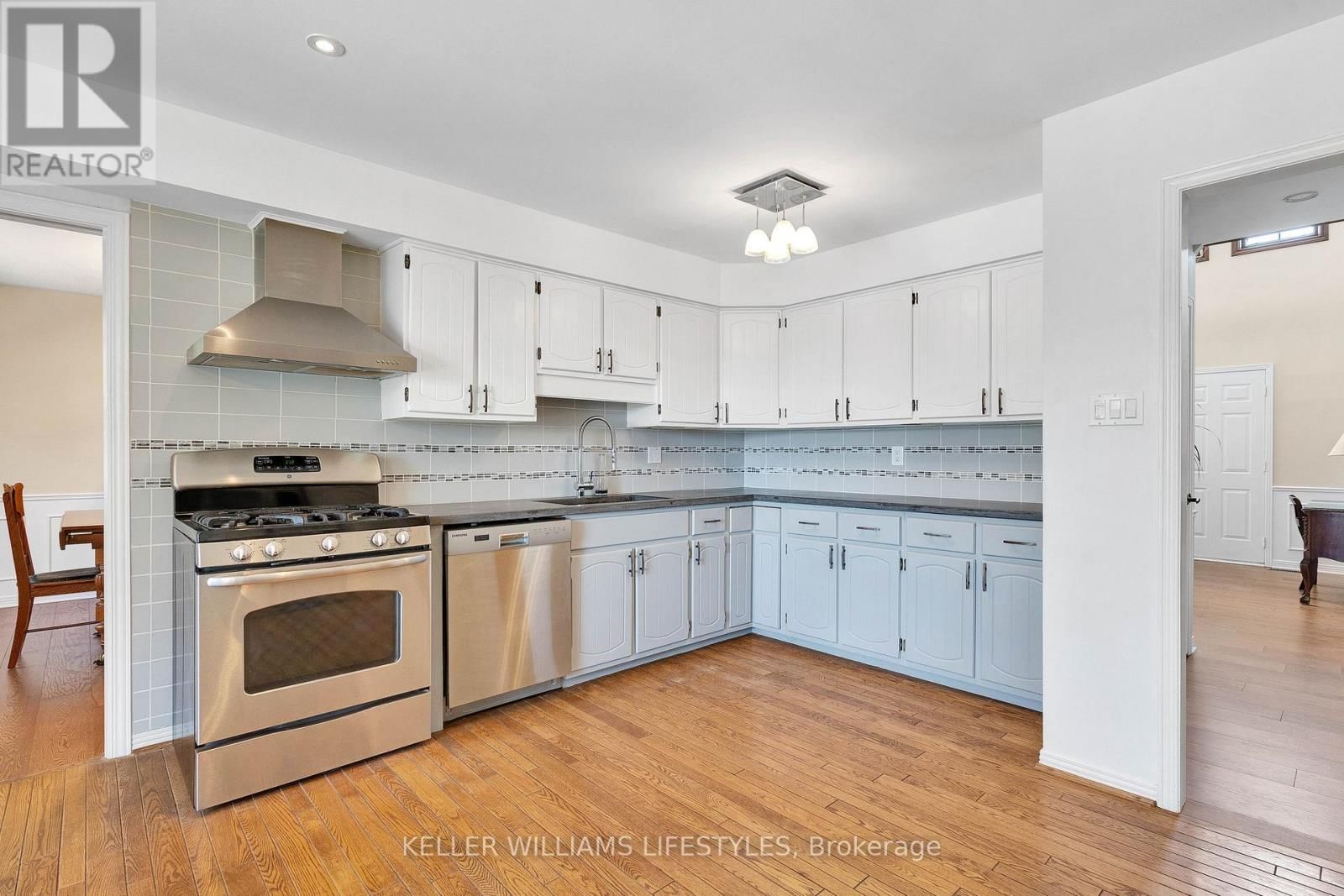 62 FOURWINDS ROAD Image 17