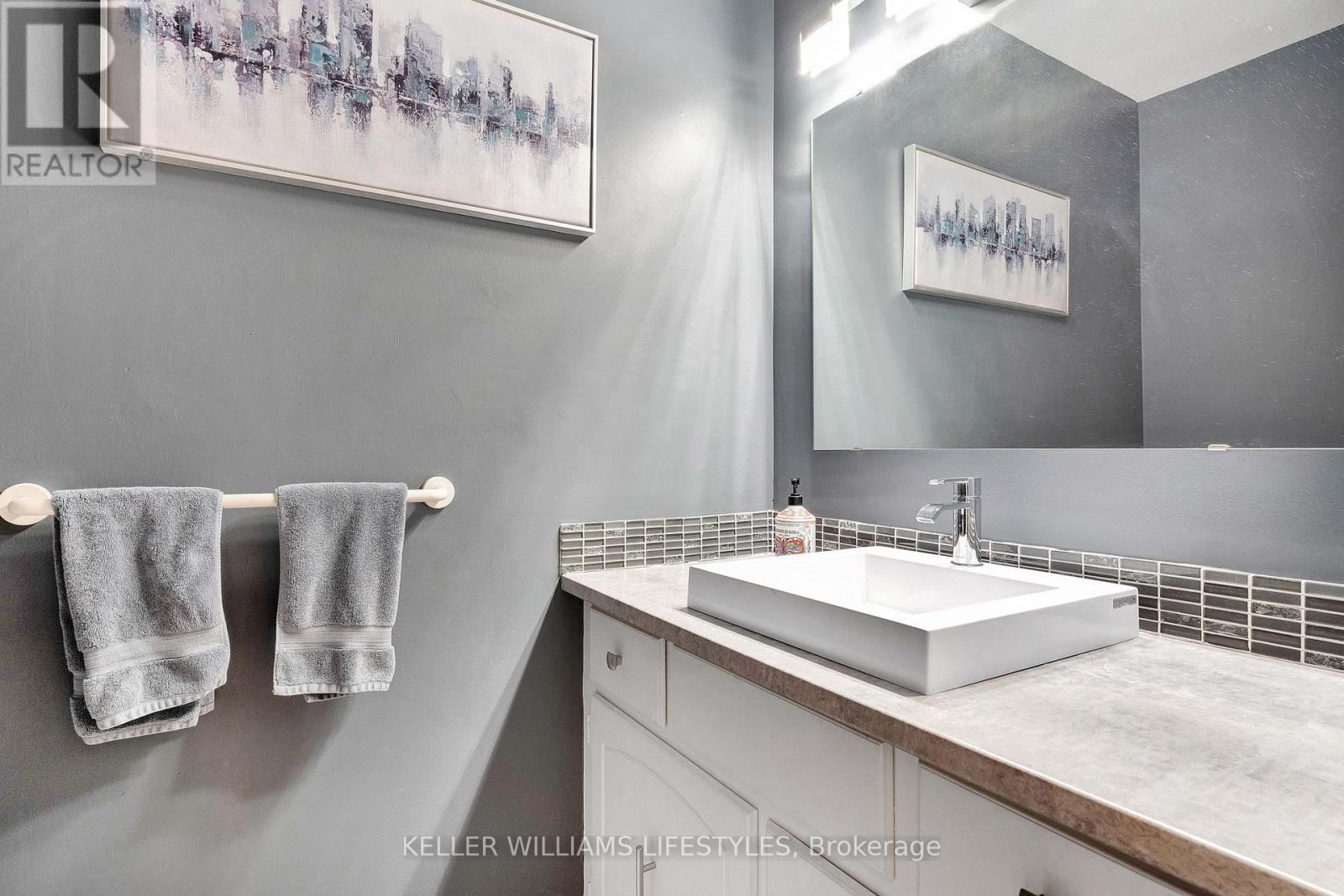 62 FOURWINDS ROAD Image 19