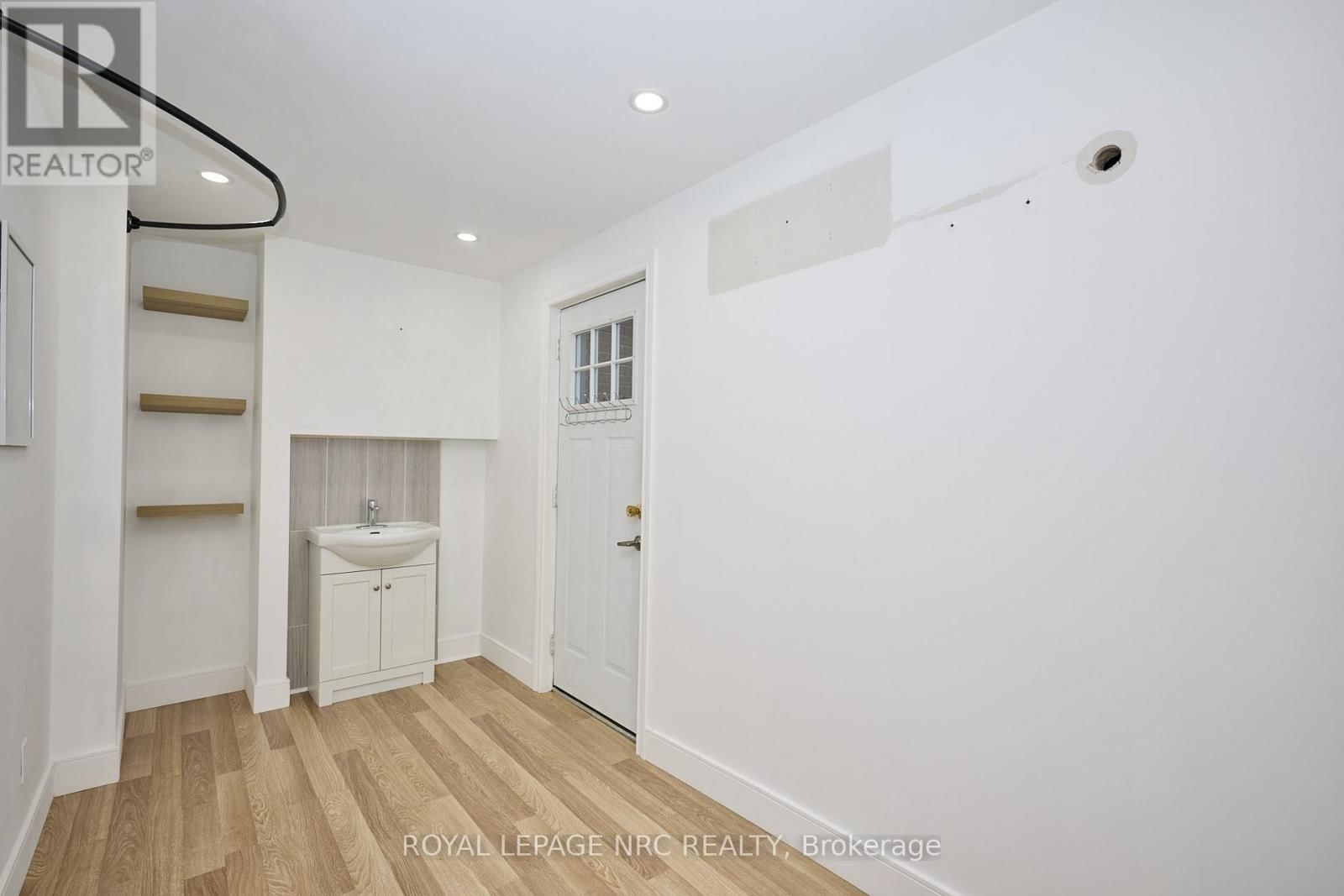 6796 STOKES STREET Image 33