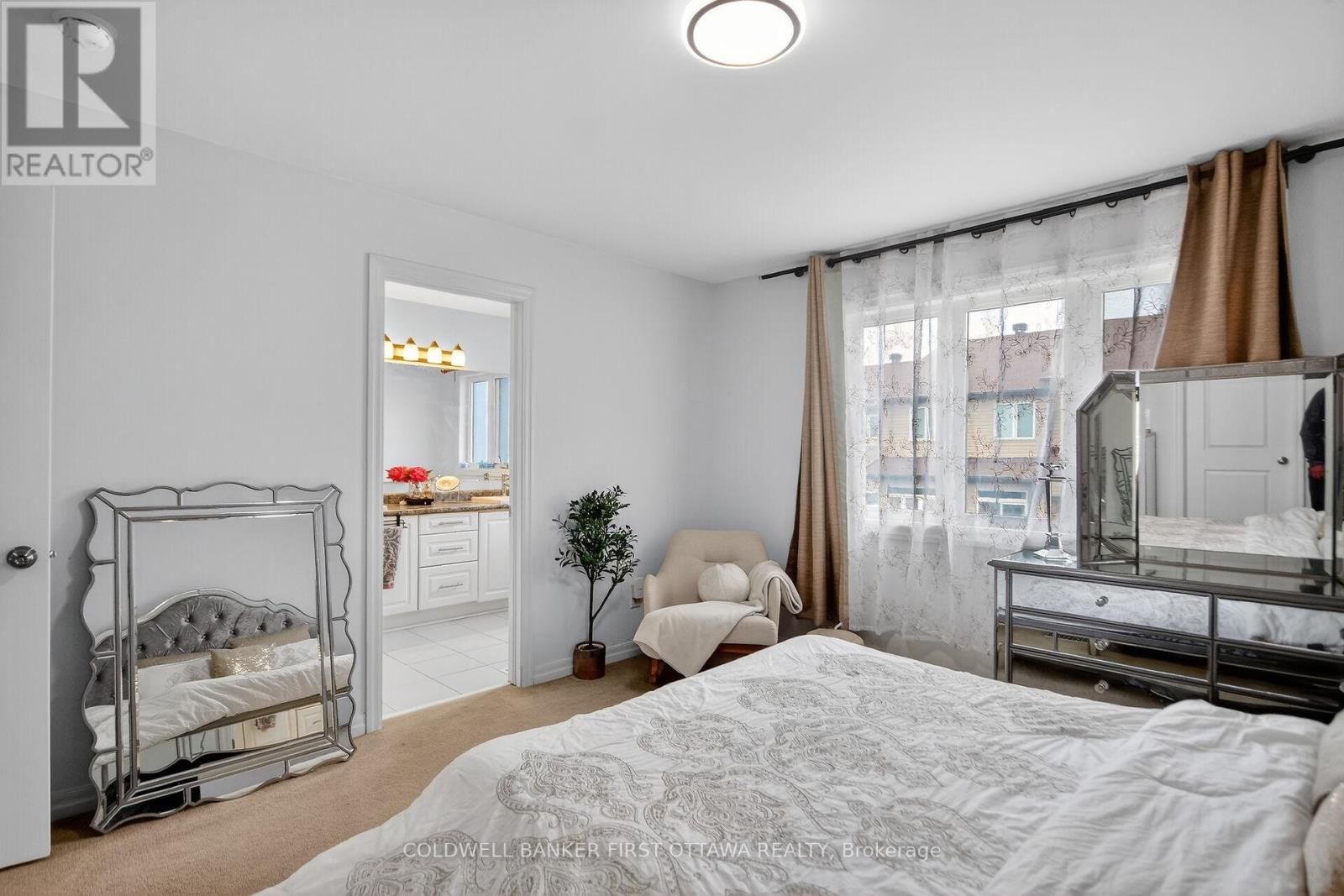 906 LITTLEROCK STREET Image 24