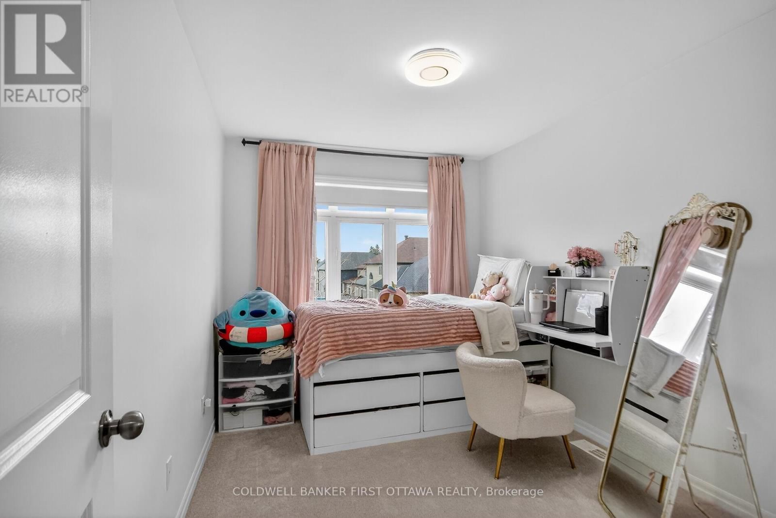 906 LITTLEROCK STREET Image 29