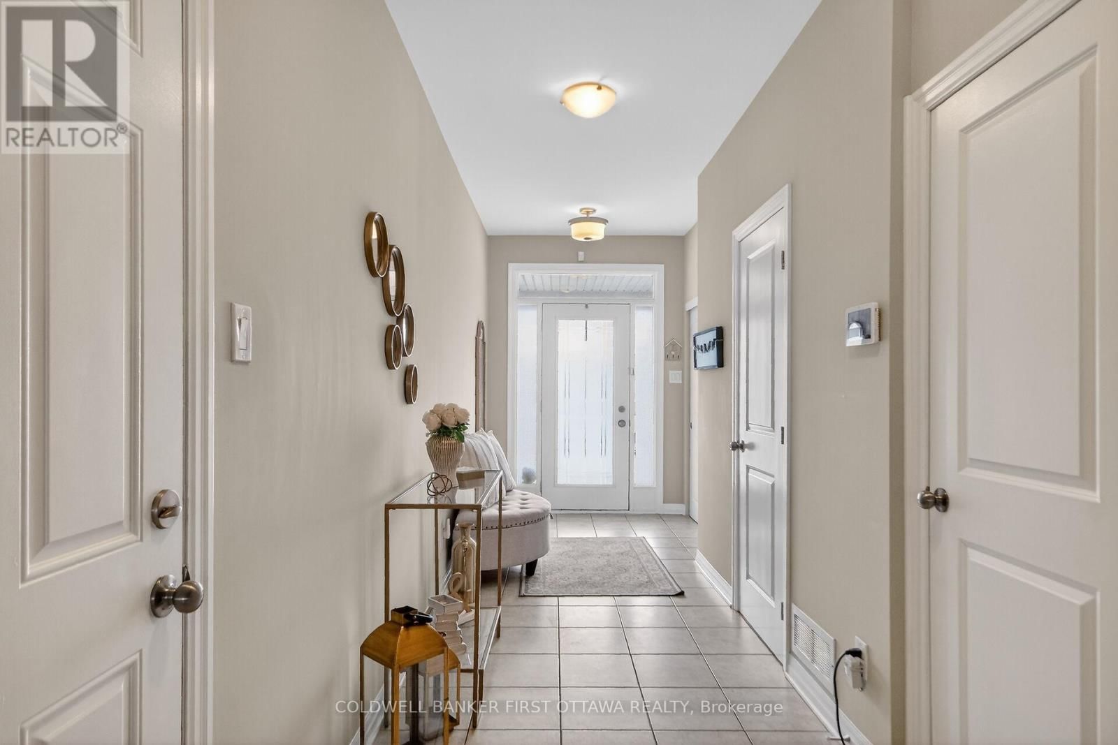 906 LITTLEROCK STREET Image 3