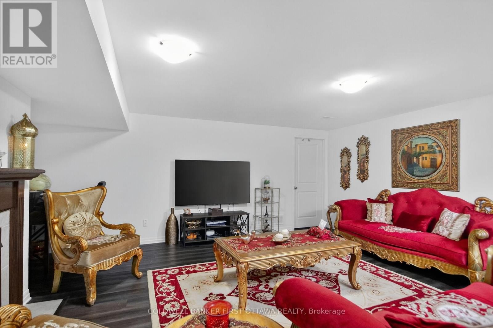 906 LITTLEROCK STREET Image 34