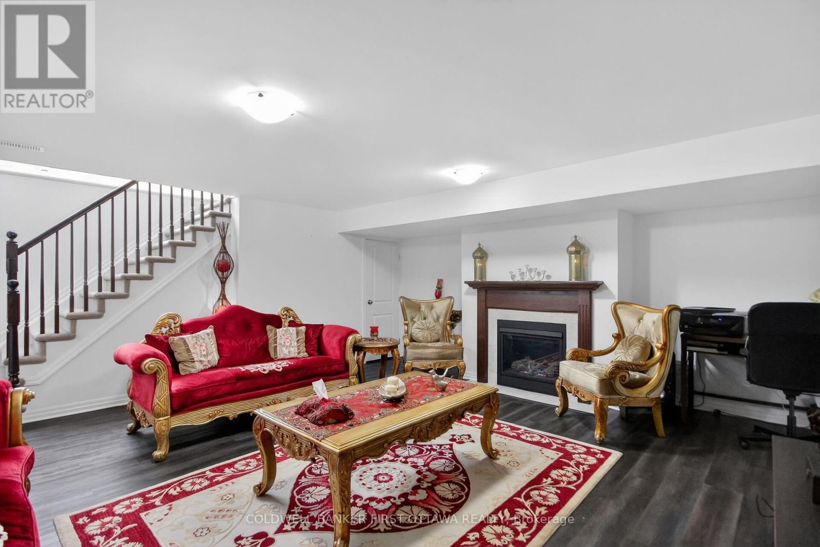 906 LITTLEROCK STREET Image 36