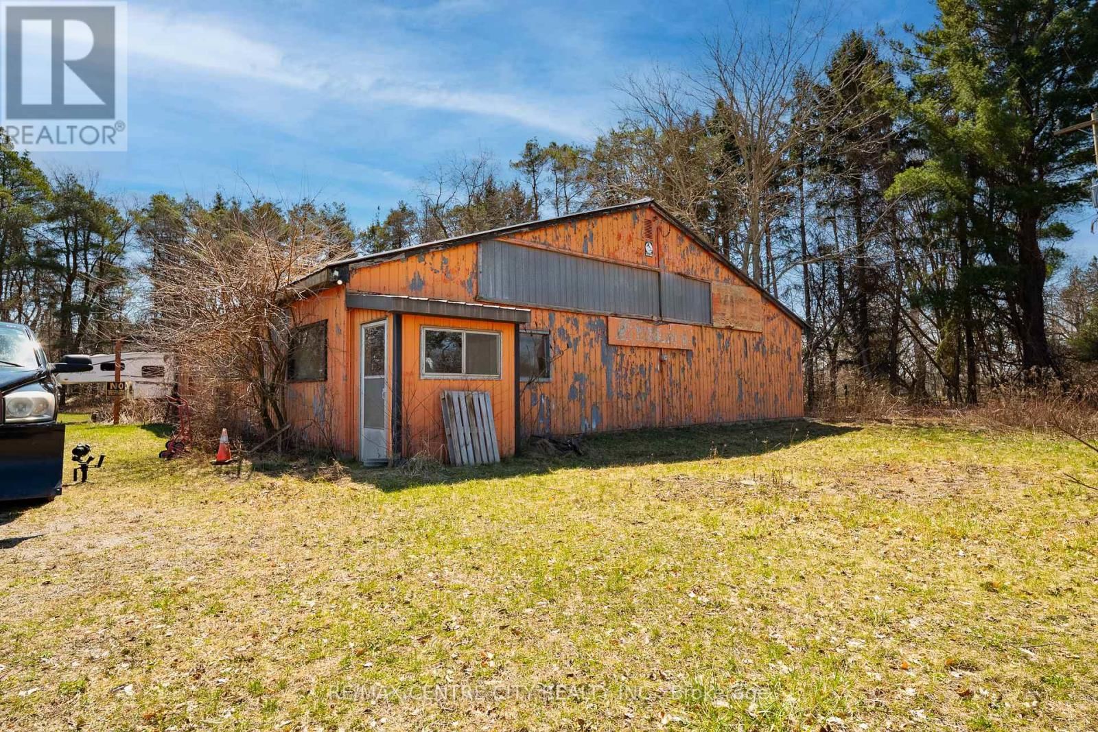 23171 TALBOT LINE Image 35