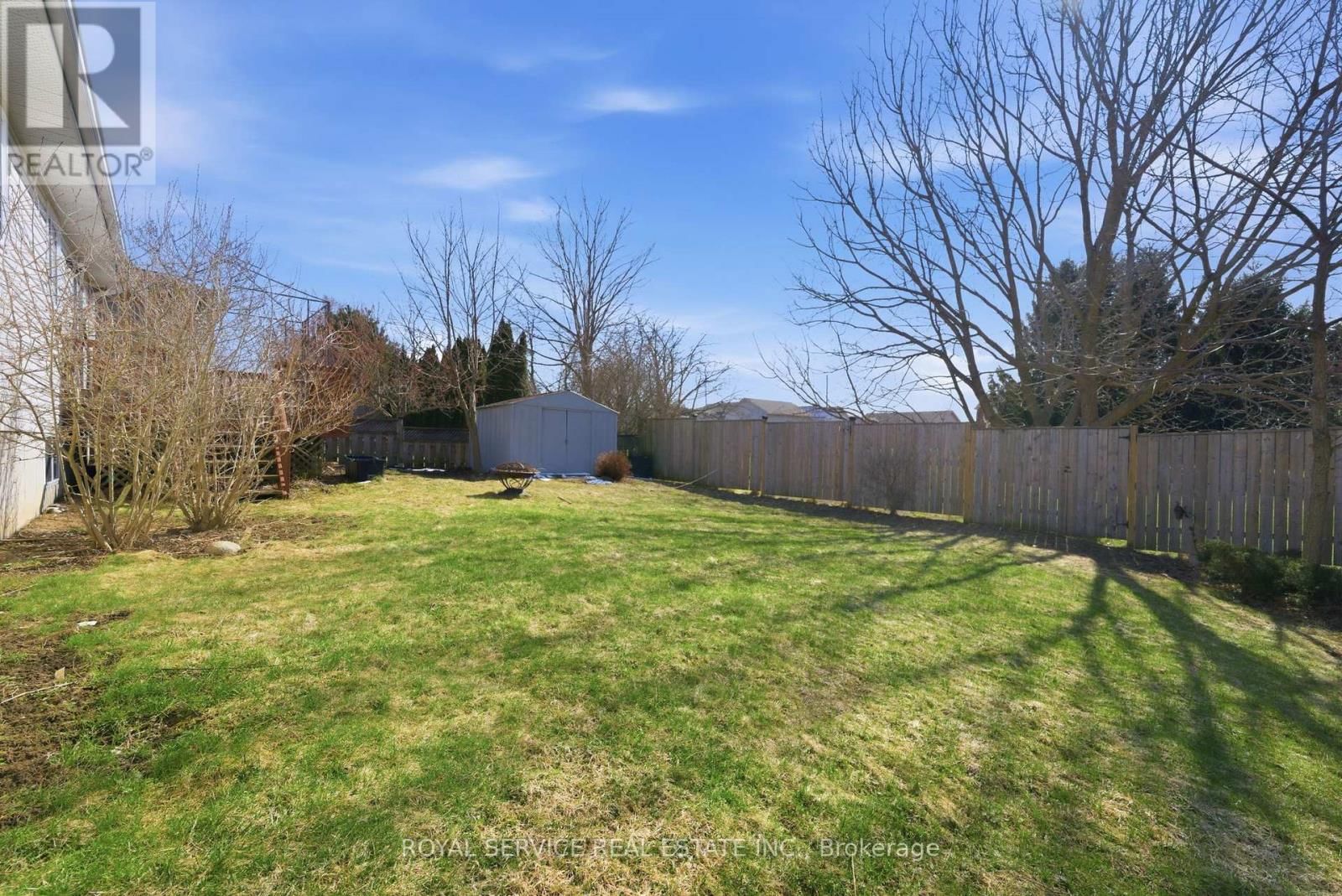 9 JANE'S COURT Image 34