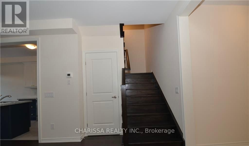 1085 GARNER ROAD EAST Image 8