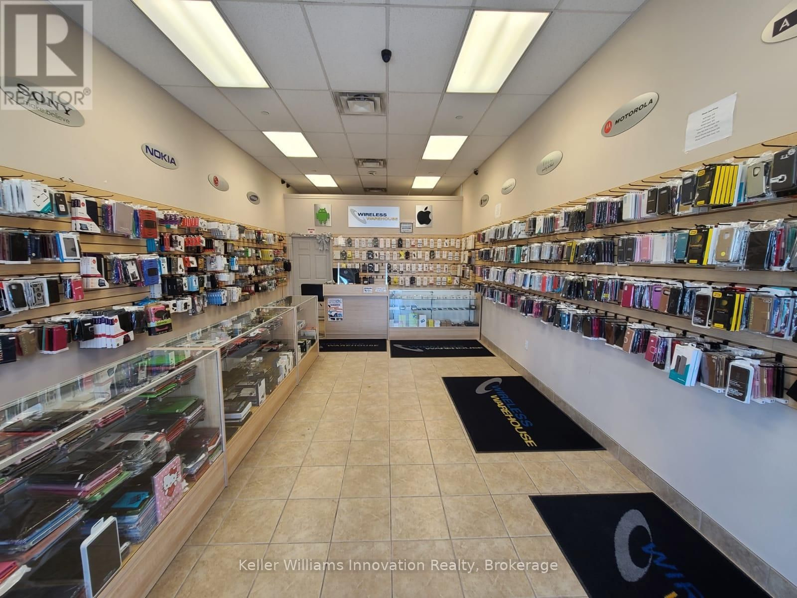 332 CLARKE ROAD Image 3