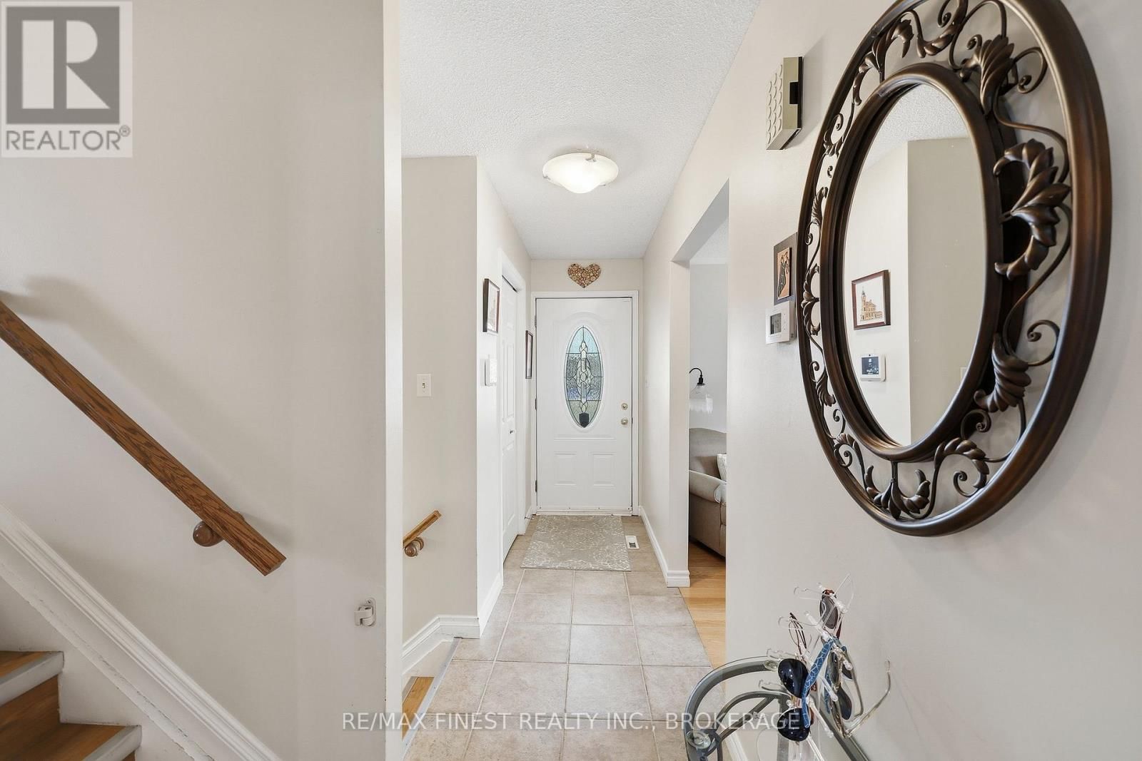 87 OLD OAK ROAD Image 14